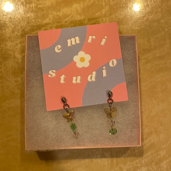 NEW Emri Studio Earrings - Picture 2 of 3